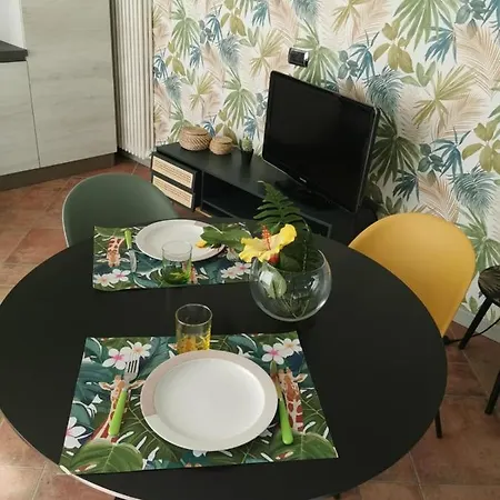 Aura Symphony * Como