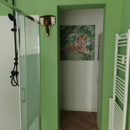 Aura Symphony Apartment Como